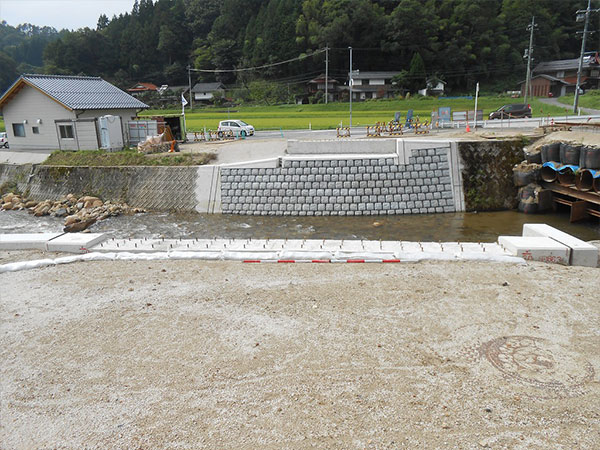 環境ブロック護岸